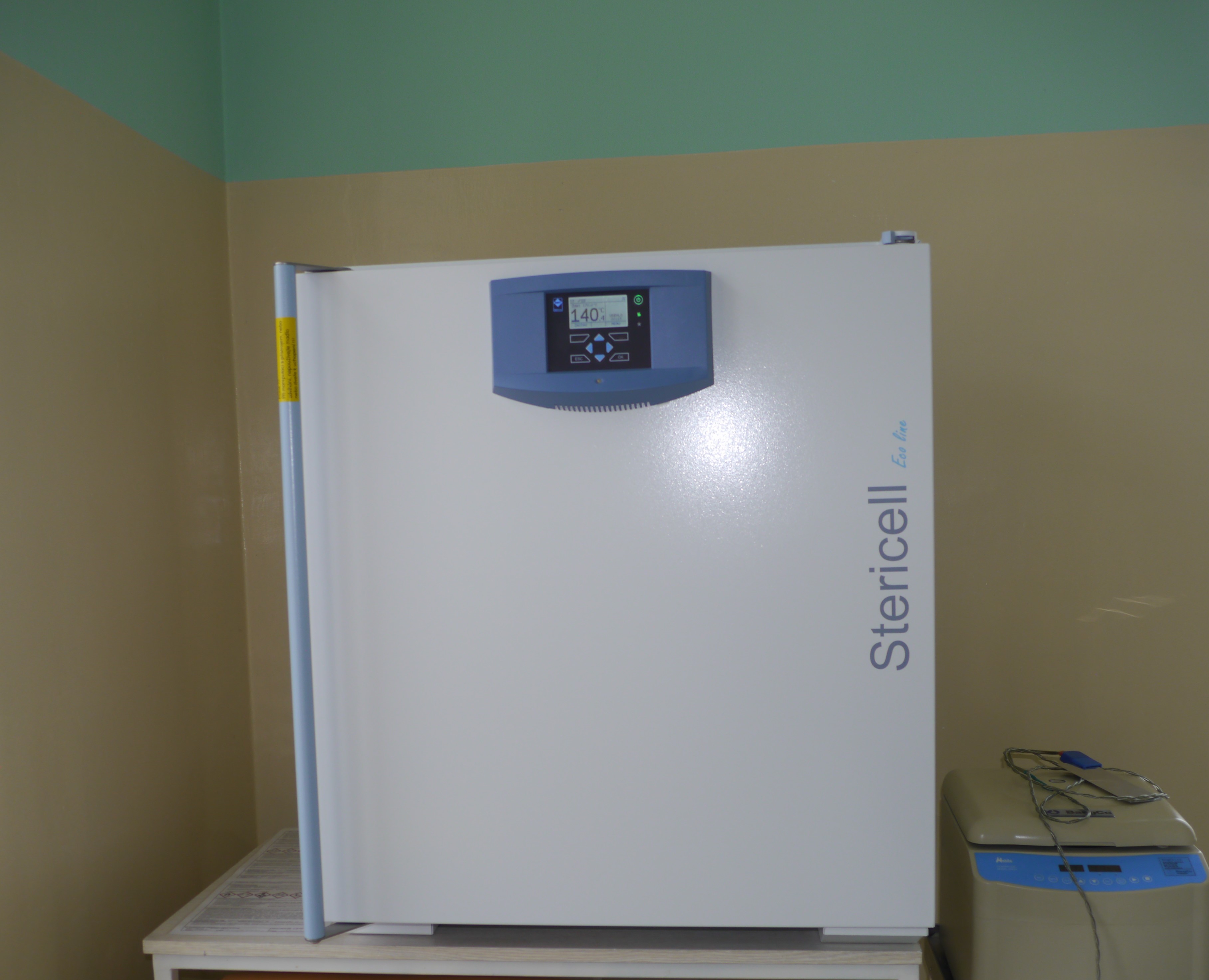 Horkovzdušný sterilizátor